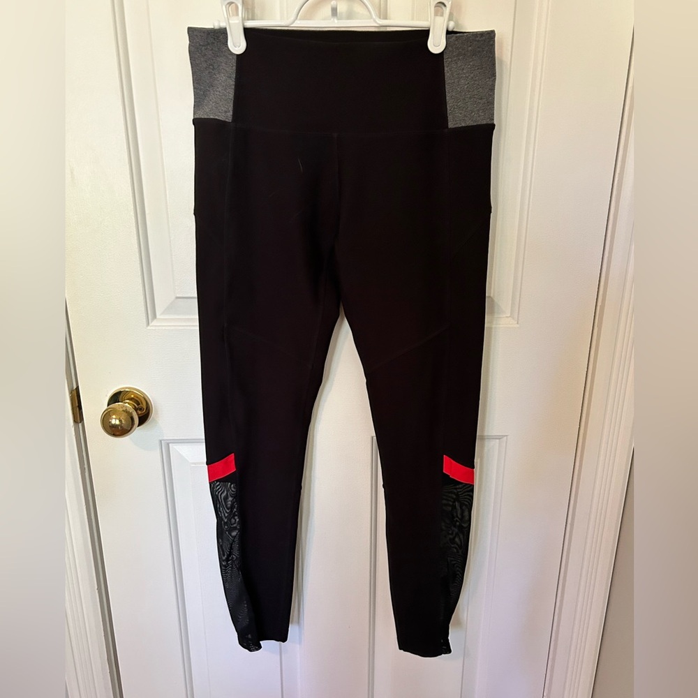 Mondetta, leggings, like new, size Medium.